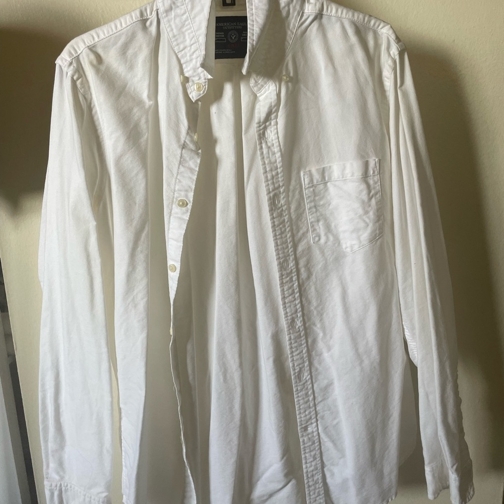 American Eagle Oxford Button-Up Shirt